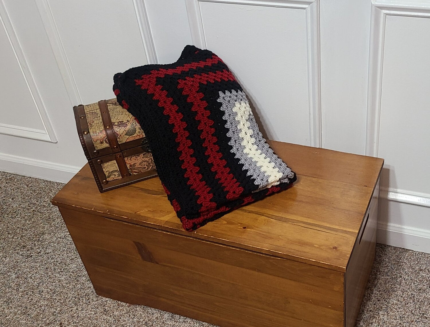 Simple Granny Square Lapghan